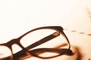 フルカラーでチラシを安く印刷する方法